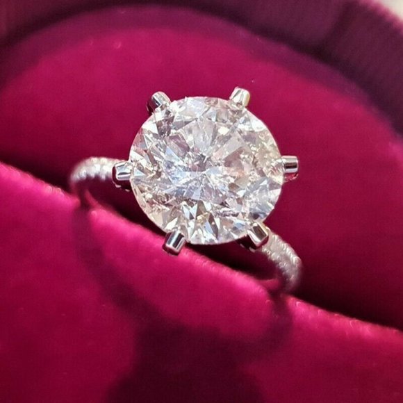 Silver Diamond Engagement Ring with Brilliant Cut and Slim Band - Picture 1 of 3